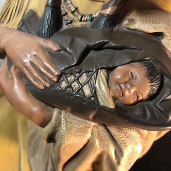 Vtg Byron Molds 10” 1979 Native American Woman & Infant Baby Figurine - Picture 12 of 16
